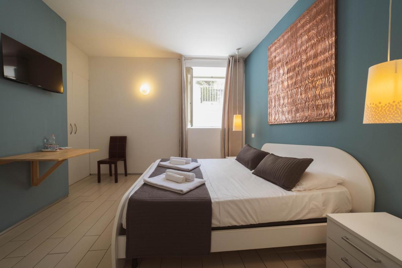 Villino Erminia - Seaside Art B&B Pizzo  Eksteriør billede